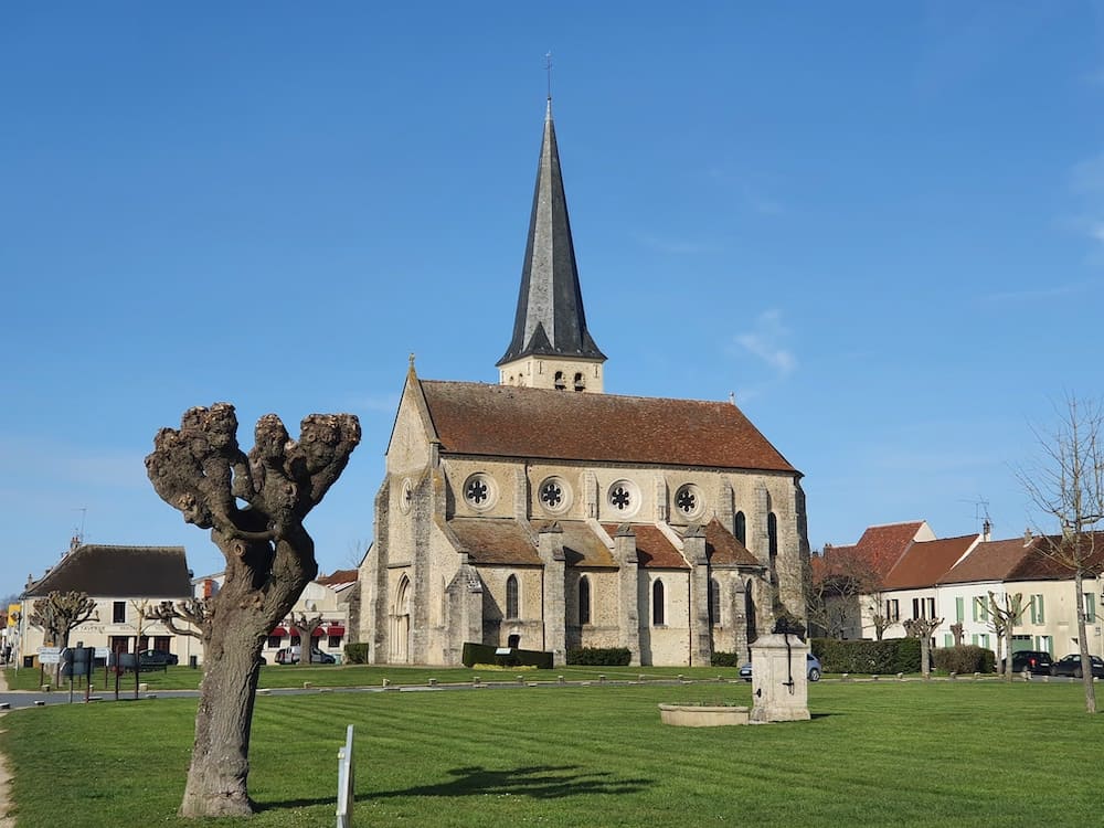église de Villeneuve-le-Compte